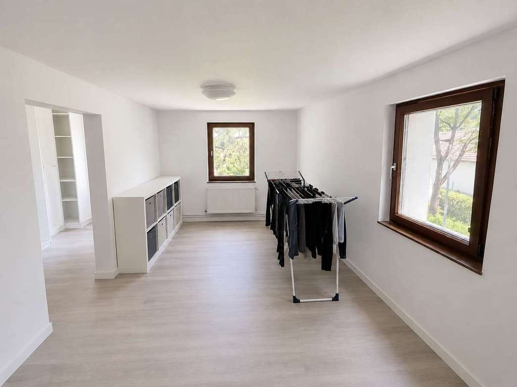Immobilie in Töpen - Ruhig gelegenes Einfamilienhaus mit Garten und viel Potenzial zur Fertigstellung - Bild 1
