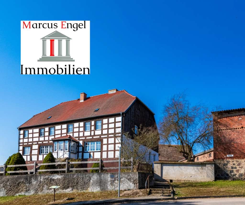 Immobilie in Liepe - Bauernhaus mit Garage und 26 Hektar Landfläche *Provisionsfrei für den Käufer* - Bild 0