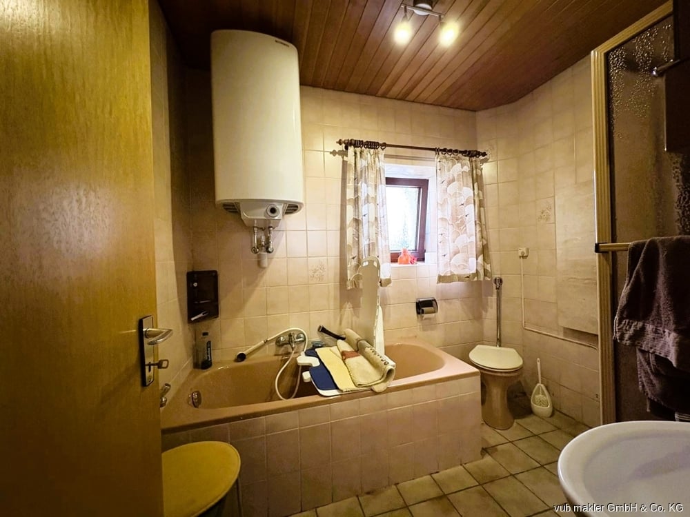 Immobilie in Waldershof - Historischer Charme trifft neue Möglichkeiten – Ihr zukünftiges Zuhause mit Potenzial in Waldershof - Bild 4