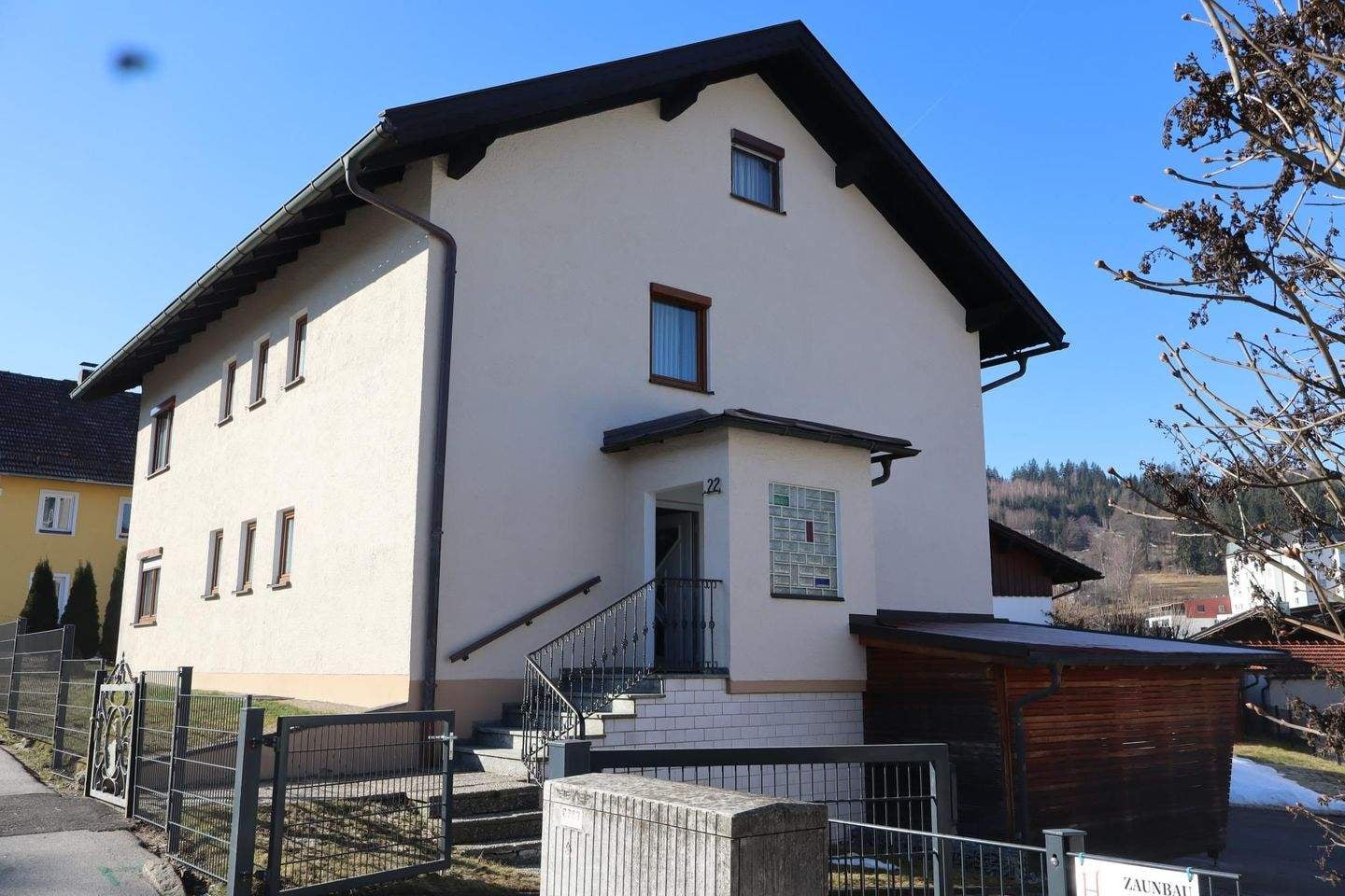 Immobilie in Lindberg - Solides Zweifamilienhaus in zentraler Lage in Zwiesel - Bild 0