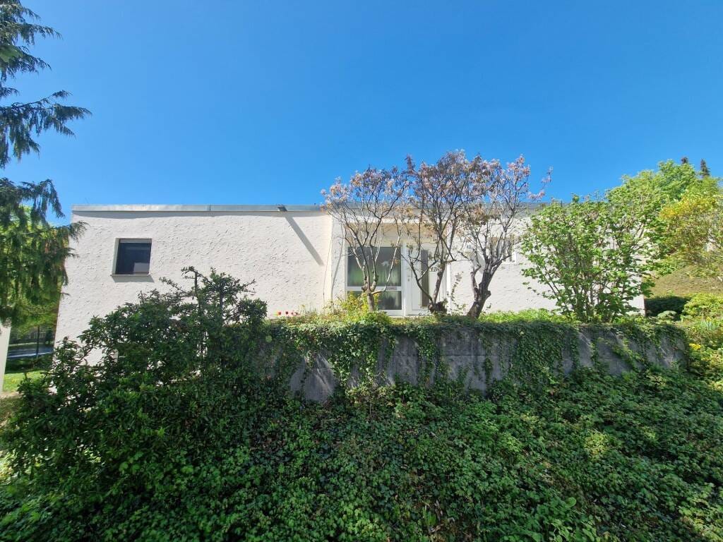 Immobilie in Heidenheim an der Brenz - Attraktive Doppelhaushälfte im Bungalowstil auf dem Mittelrain - Bild 1