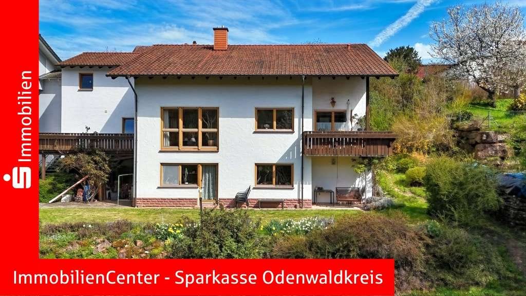 Immobilie in Brombachtal - Odenwald pur. Einfamilienhaus mit Doppelgarage in sonniger Südhanglage  - Bild 0