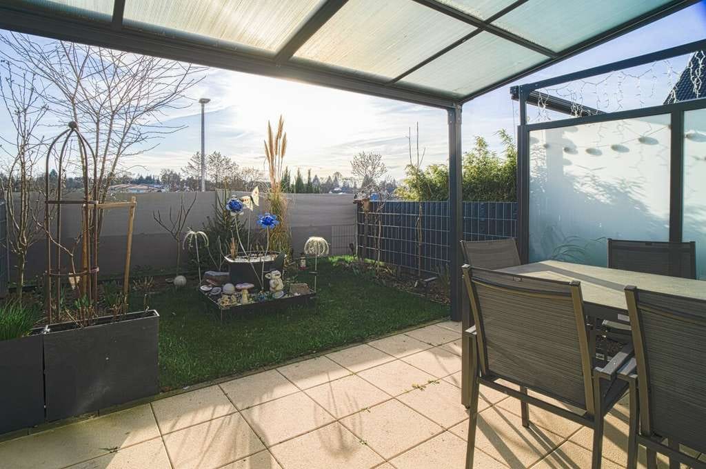 Immobilie in Sasbach - Modernes Reihenmittelhaus mit Garten, Terrasse, Garage und Sauna - Bild 4