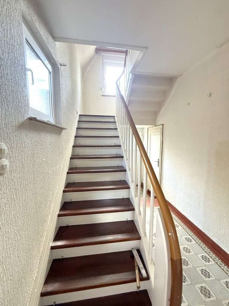 Immobilie in Bedburg-Hau - Freistehendes Einfamilienhaus mit großem Grundstück – Sanierungsobjekt mit Potenzial in Bedburg-Hau - Bild 2