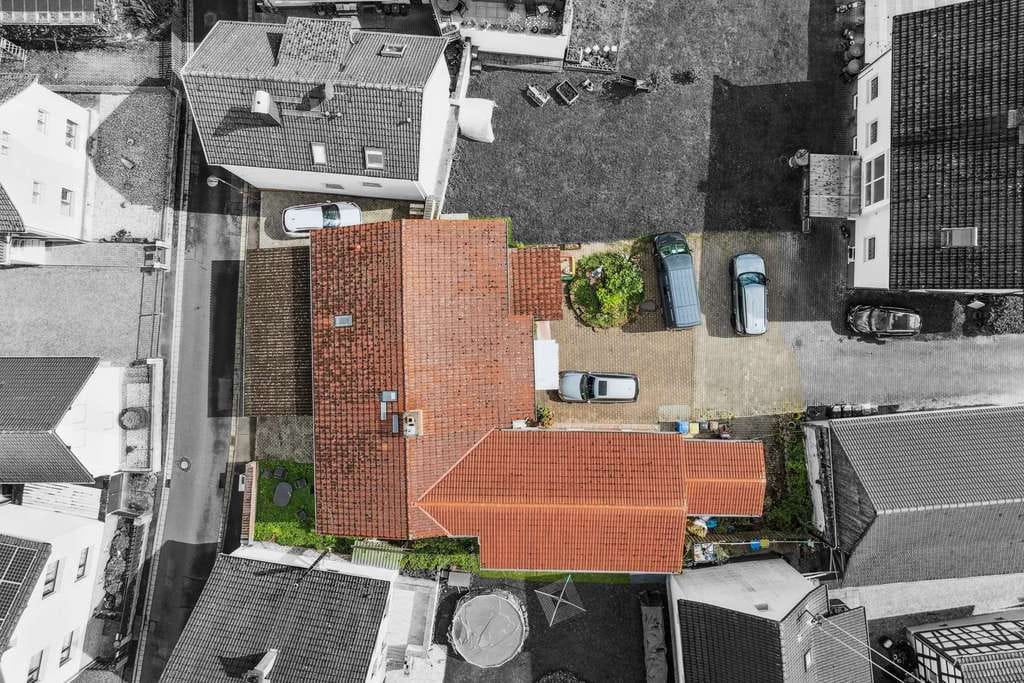 Immobilie in Gründau - Einfamilienhaus mit Anbau im schönen Hain-Gründau - Bild 4