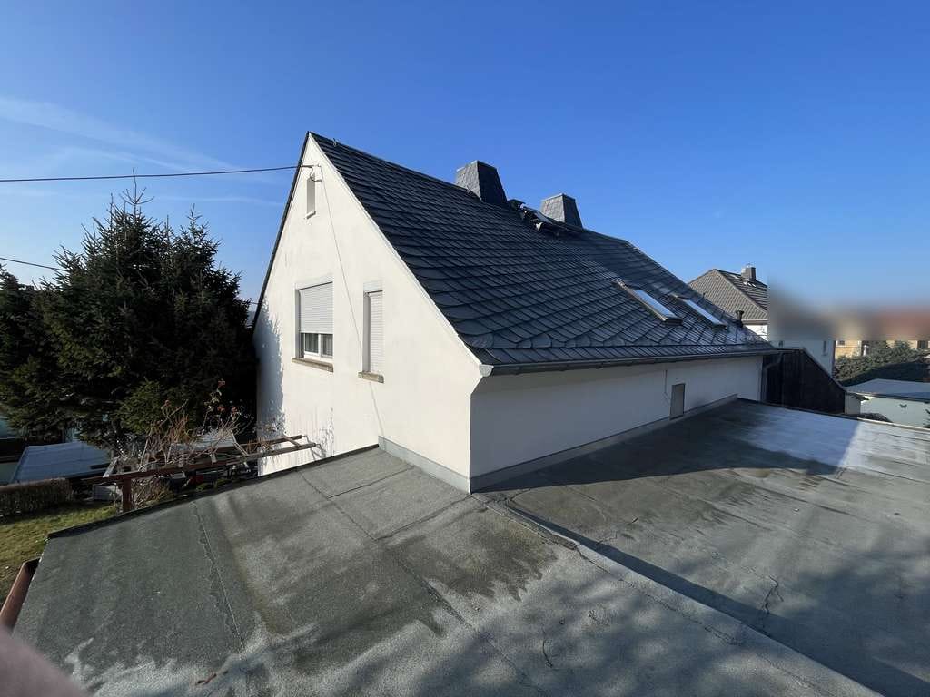Immobilie in Lichtentanne - Freistehendes Einfamilienhaus in ruhiger/sonniger Lage (zweite Reihe) - Bild 2