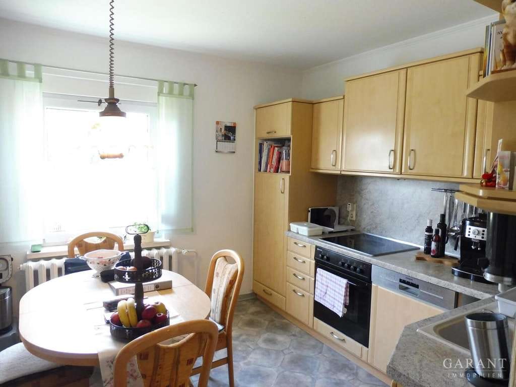 Immobilie in Dommitzsch - Großes Einfamilienhaus mit Grundstück und Nebengelass zu verkaufen - Bild 2