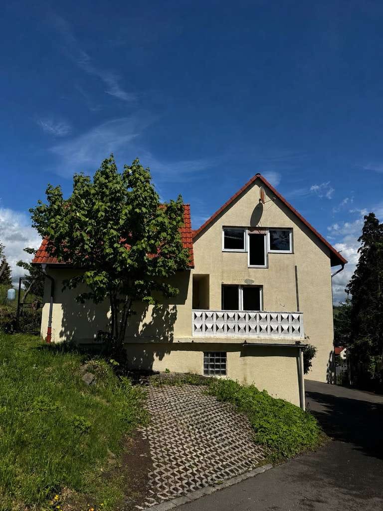 Immobilie in Ulrichstein - Attraktives Mehrfamilienhaus mit bis zu vier Wohneinheiten  - Bild 0