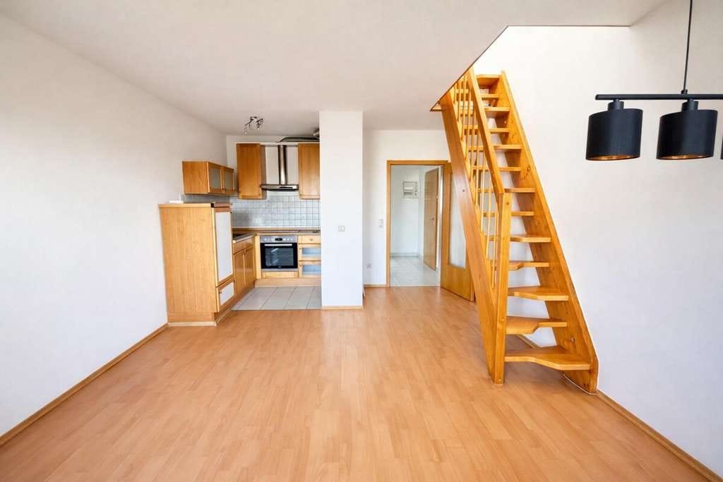 Immobilie in Moosthenning - Attraktive 2,5-Zimmer-Maisonettewohnung mit Balkon – nur 7 Min. zum BMW-Werk Dingolfing - Bild 3