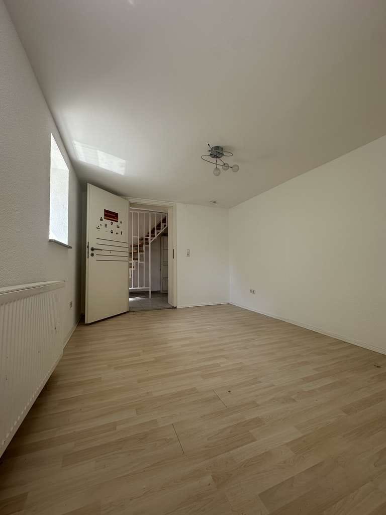 Immobilie in Ofterdingen - GUT & GÜNSTIG - Renoviertes Reihenendhaus in Ofterdingen sucht neue Besitzer - Bild 3