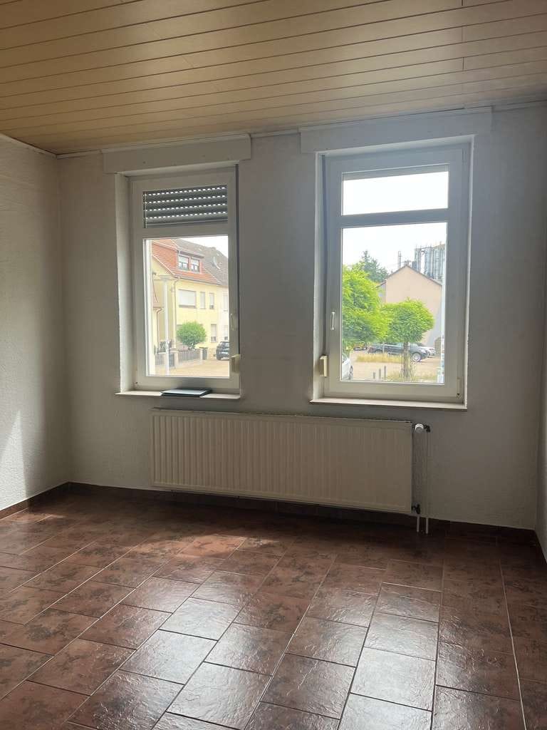Immobilie in Völklingen - Charmantes Einfamilienhaus mit Potenzial - Renovierungsbedürftiges Zuhause in Völklingen-Wehrden - Bild 3