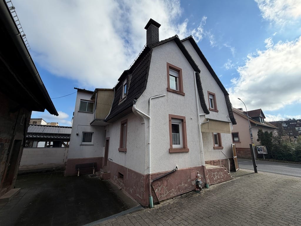 Immobilie in Sulzbach am Main - Keine Käuferprovision! Kaufen Sie ab € 899,- mtl.* / EFH mit riesigem Gartengrundstück (1.513 m²) - Bild 4