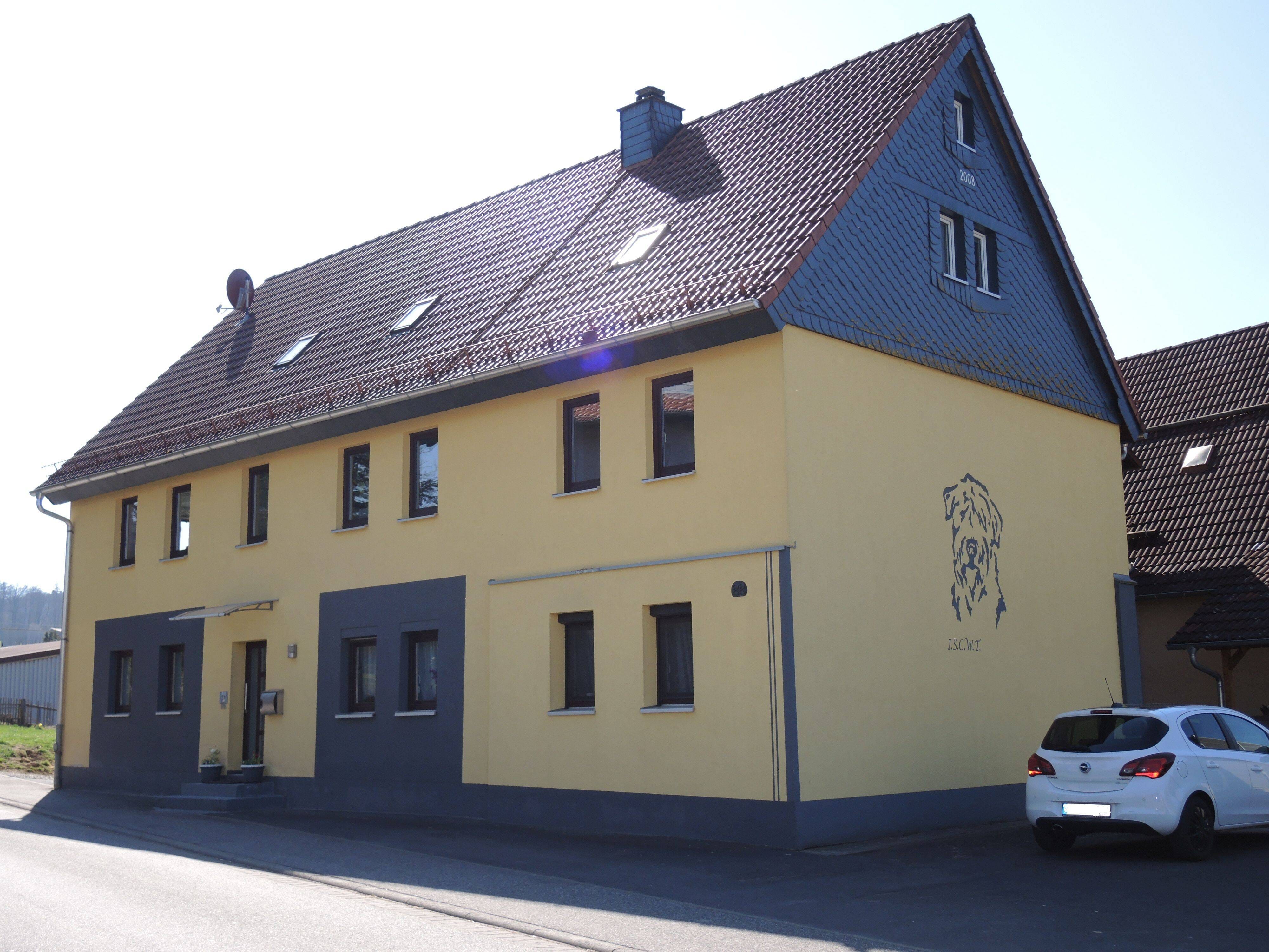 Immobilie in Zeitlofs - Energetisch saniertes 3-Familienhaus inkl. Nachbargrundstück zu verkaufen - Bild 0
