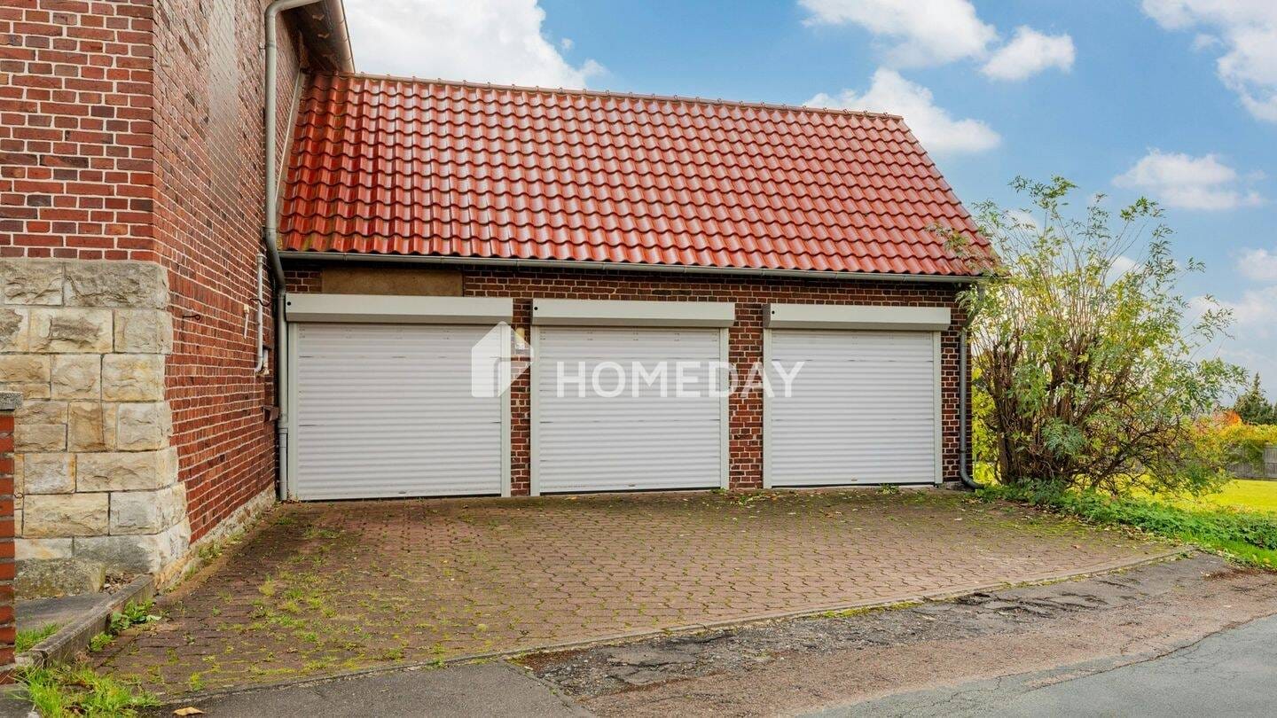 Immobilie in Obernkirchen - Charmantes Zweifamilienhaus mit Garten, Garagen in Obernkirchen - Bild 4