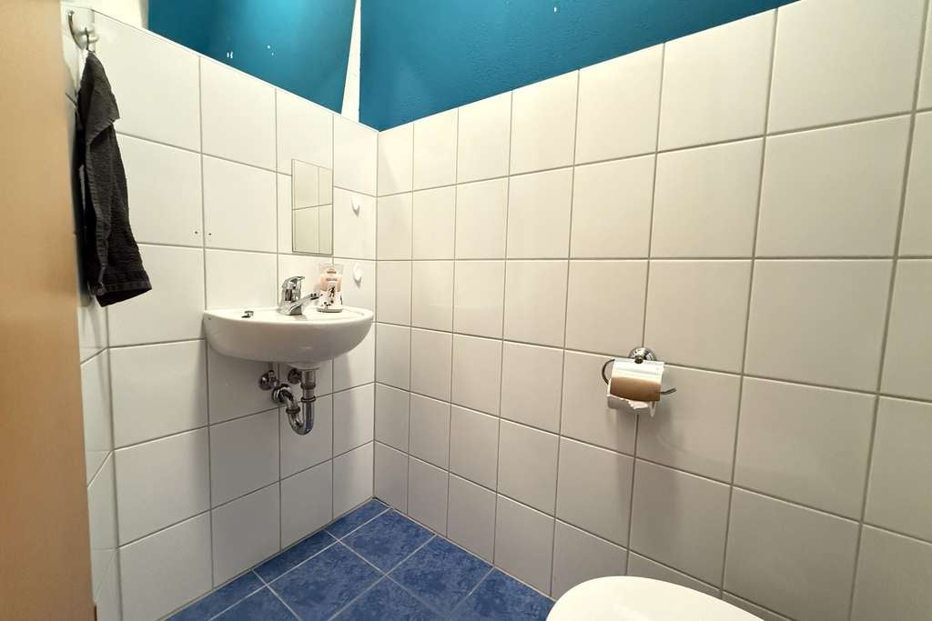 Immobilie in Erharting - Wohnen wie im eigenen Haus mit Garten - Bild 4