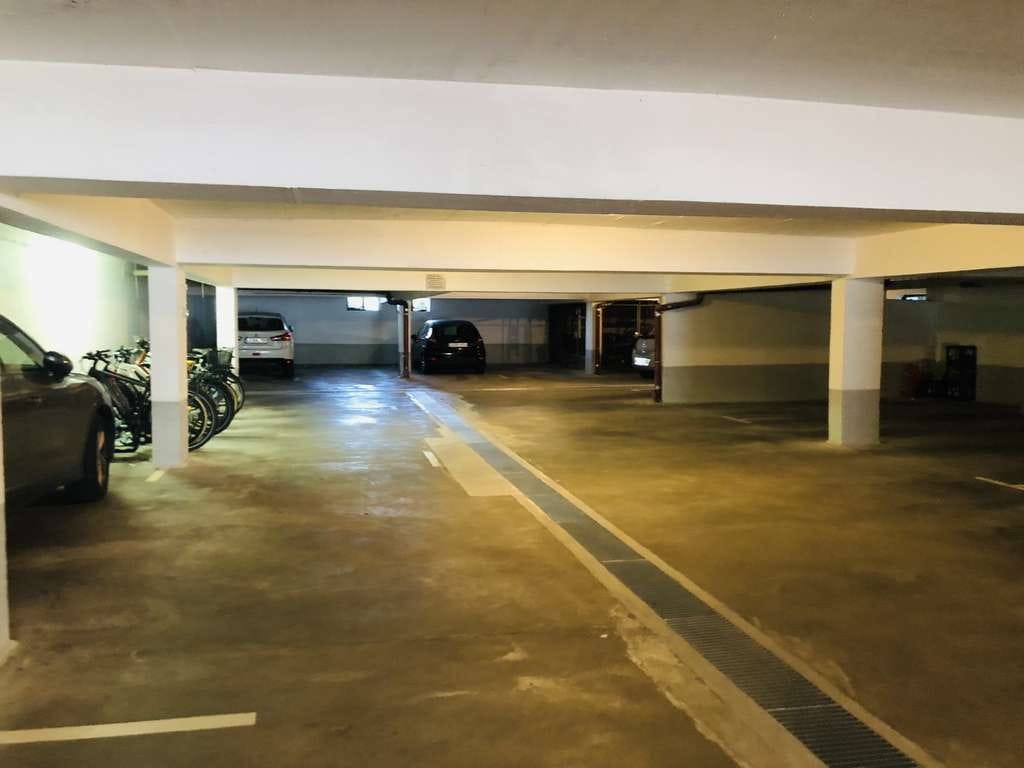Immobilie in Gerlingen - Sonnige Hochparterre-Wohnung mit getrennten Räumlichkeiten im UG - Bild 4
