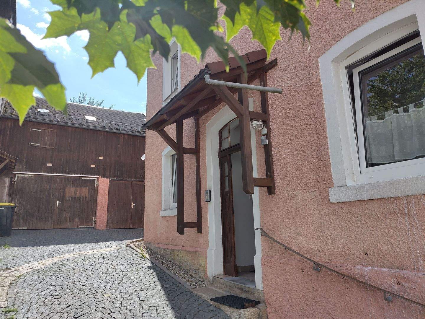 Immobilie in Marktredwitz - Historisches Mehrfamilienhaus mit Charakter - Kapitalanlage mit Perspektive - Bild 0