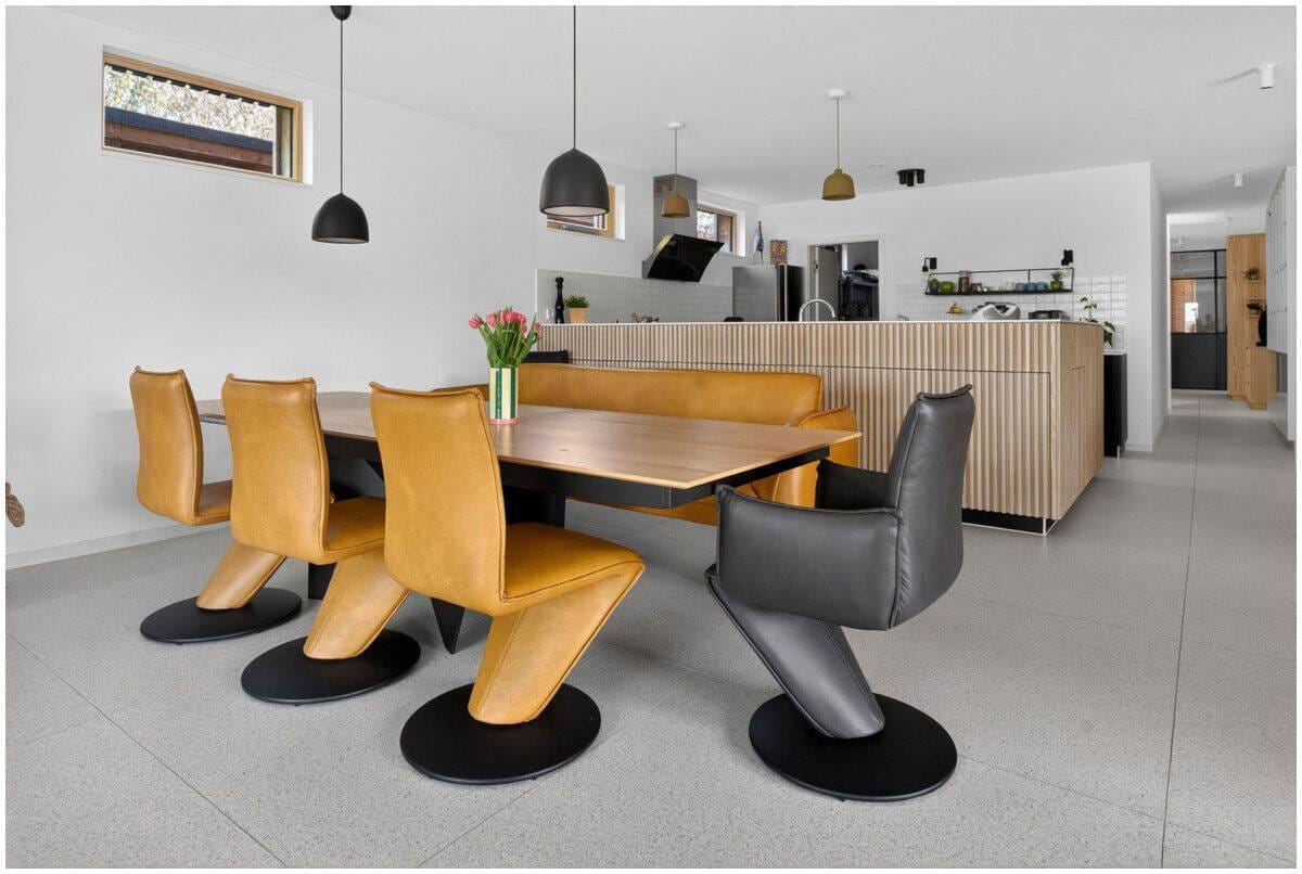 Immobilie in Hollern-Twielenfleth - Exklusives Architektenhaus im Alten Land -  wo Design auf Familienleben trifft - Bild 1