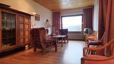 Immobilie in Schönwald im Schwarzwald - WOHNEN AUF DEM LOGENPLATZ - Bild 2