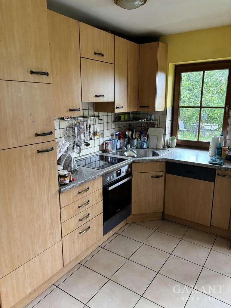 Immobilie in Pommersfelden - Einfamilienhaus mit Renovierungsbedarf in ruhiger Lage - Bild 1