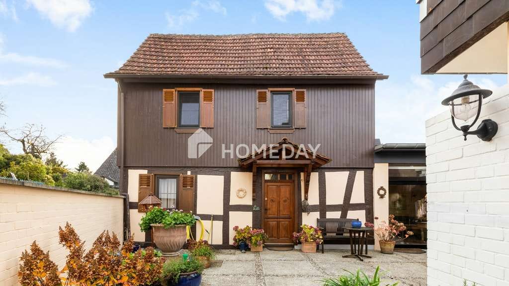 Immobilie in Bad Camberg - Historisches Fachwerkhaus trifft modernen Wohnkomfort – wohnen mit Stil in Bad Camberg-Dombach - Bild 0