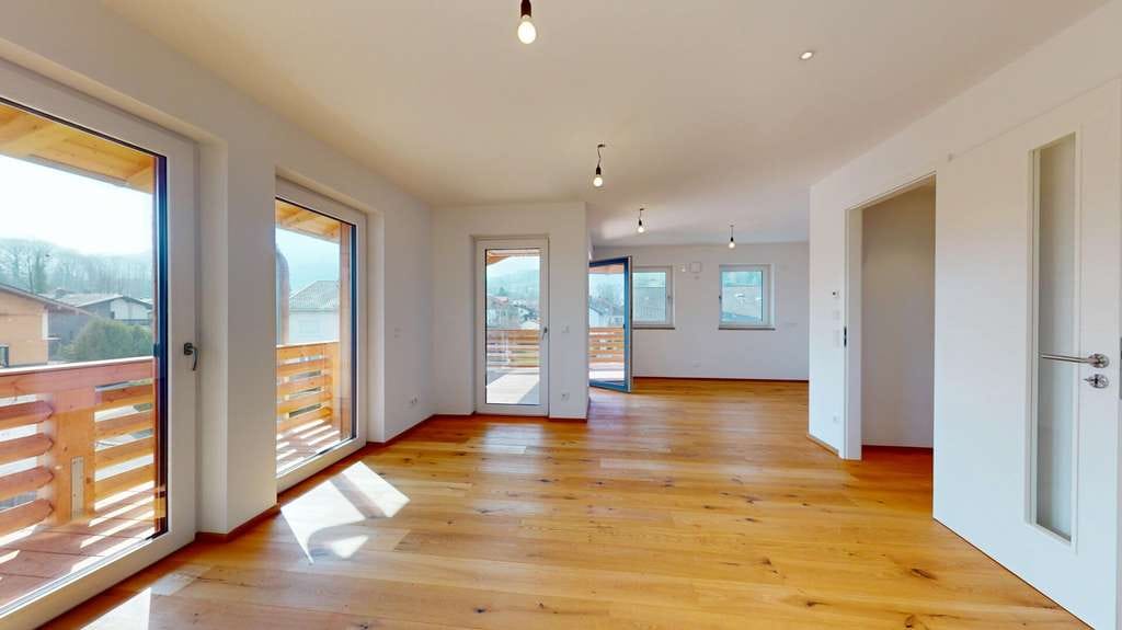 Immobilie in Bad Feilnbach - Alpenpanorama & modernes Wohnen: Exklusive 5-Zi Maisonette Wohnung mit 2 TG Plätzen - Neubau - Bild 4