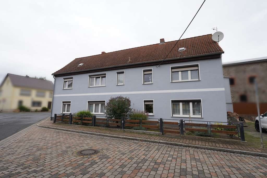 Immobilie in Niedere Börde - Groß Ammensleben-Gepflegtes EFH mit Innenhof , Waschküche und Garage - Bild 2