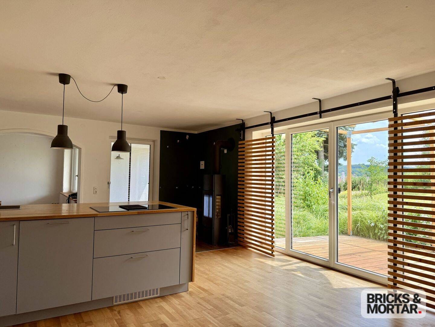 Immobilie in Zusmarshausen - Raum für alles, was zählt - Architektenhaus mit großzügigem Raumkonzept am Ortsrand von Gabelbach - Bild 4