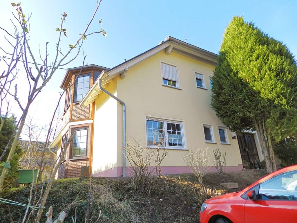 Immobilie in Traben-Trarbach - Traben-Trarbach: Solides Zweifamilienhaus mit Garage in sonniger, hochwasserfreier Ortsrandlage! - Bild 3