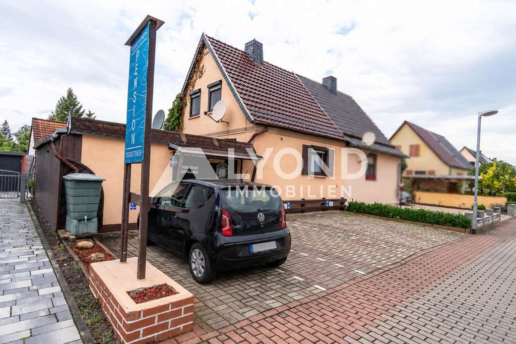 Immobilie in Erfurt - Vielseitige Immobilie – Etablierte Pension oder großzügiges Wohnhaus mit zahlreichen Möglichkeiten - Bild 0