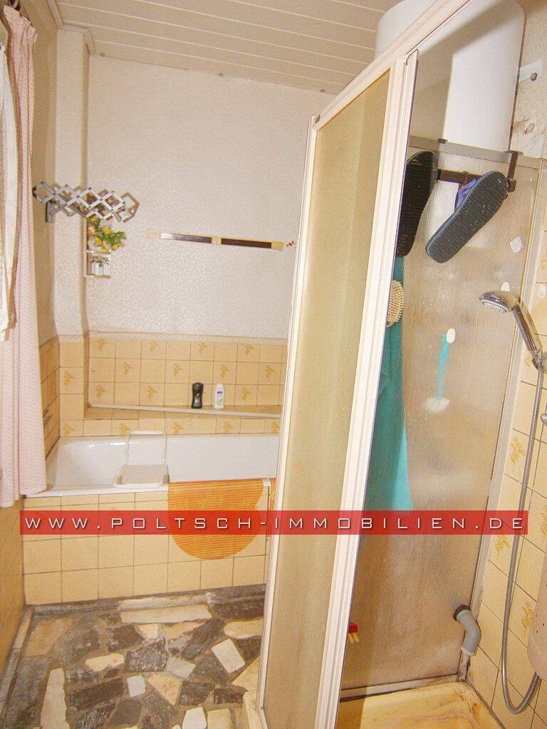 Immobilie in Ronneburg - Geräumiges Doppelhaus mit großem Grundstück in ruhiger Wohnlage von Ronneburg - Bild 3