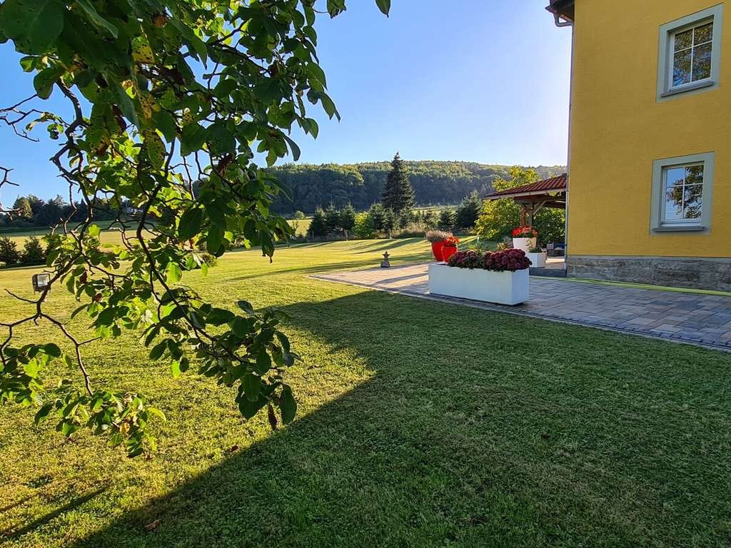 Immobilie in Elstra - Halštrow - -provisionsfrei- großzügige, moderne Fabrikantenvilla mit großem Grundstück / Baugrundstück - Bild 3