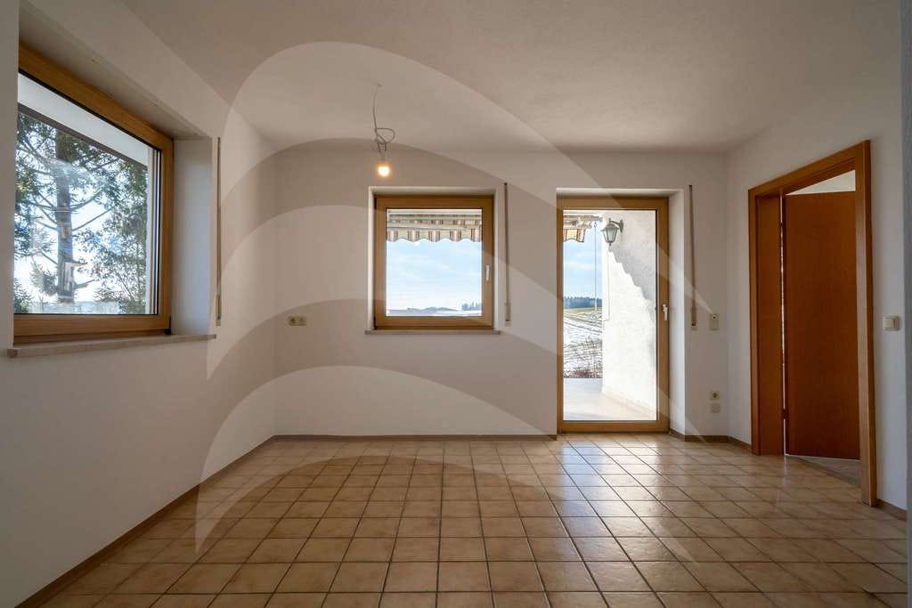 Immobilie in Weihmichl - Einfamilienhaus mit traumhaftem Weitblick - Bild 2