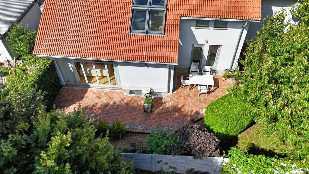 Immobilie in Grammetal - Architektenvilla mit Wohnkomfort und zusätzlich 2 Wohneinheiten
- Nutzungswunder mit Perfektion -  - Bild 2