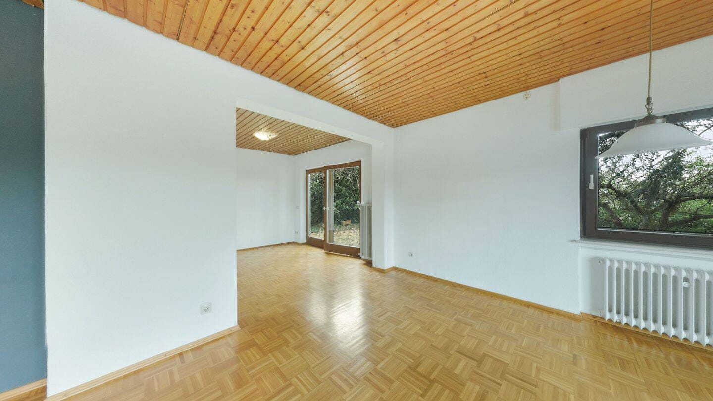 Immobilie in Bammental - Einfamilienhaus in begehrter Lage mit Garten und Panoramablick bis in den Odenwald - Bild 3