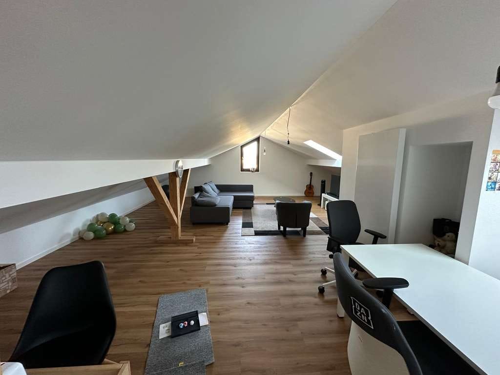 Immobilie in Moosinning - Reiheneckhaus in ruhiger Anliegerstraße mit Einliegerwohnung - Bild 3