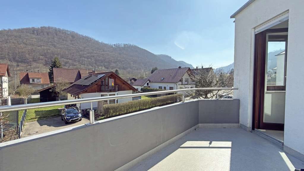 Immobilie in Lichtenstein - Offene Besichtigung am Samstag, den 16.05.2026, 12:00-14:00 Uhr: Gießsteinstraße 30, Lichtenstein - Bild 2