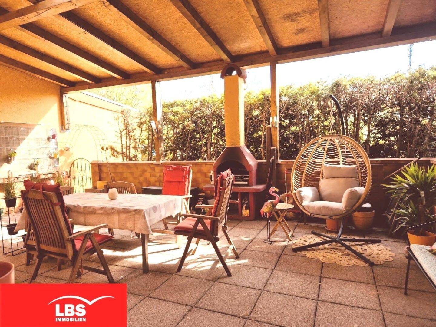 Immobilie in Maintal - Bungalow-Feeling -  modernisierte Erdgeschosswohnung mit großem geschützten Außenbereich - Bild 0
