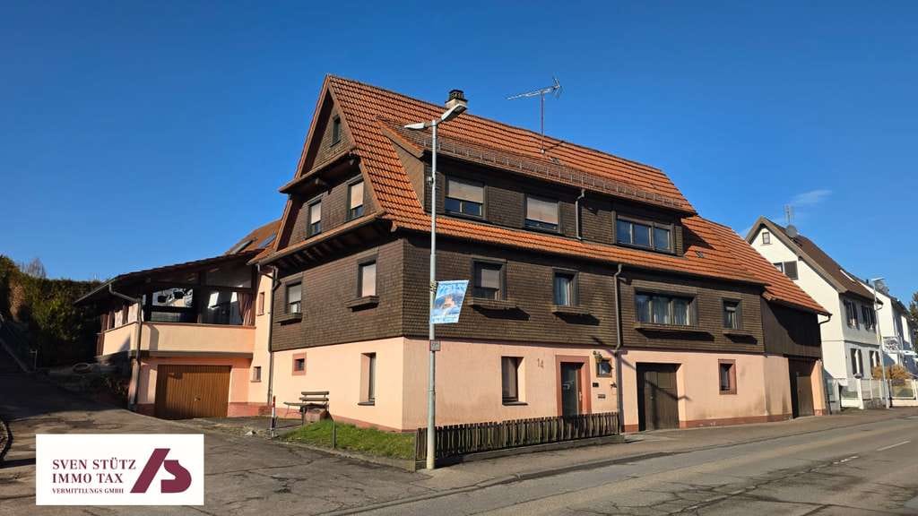 Immobilie in Remchingen - Zweifamilienhaus mit großem Grundstück, historischem Charme und Potenzial für Neues - Bild 2
