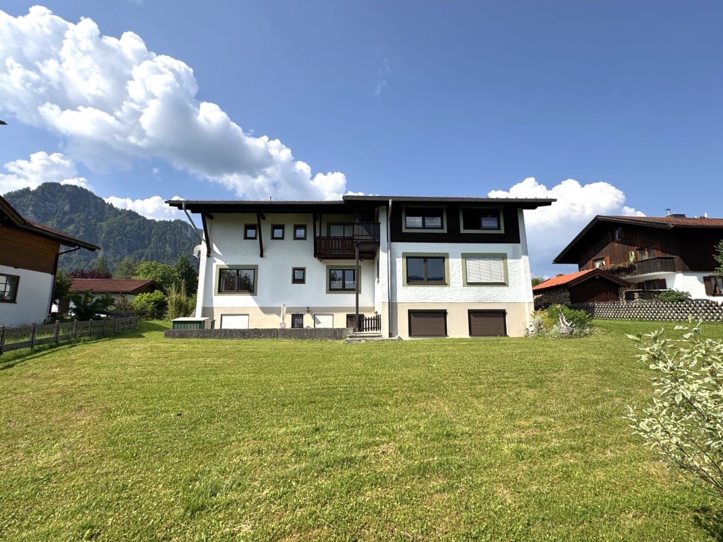 Immobilie in Inzell - Stille, helle 3-Zi.-Maisonette-ETW am Naturrand mit freiem Landschaftsblick mit Möbel und Stellplatz - Bild 3