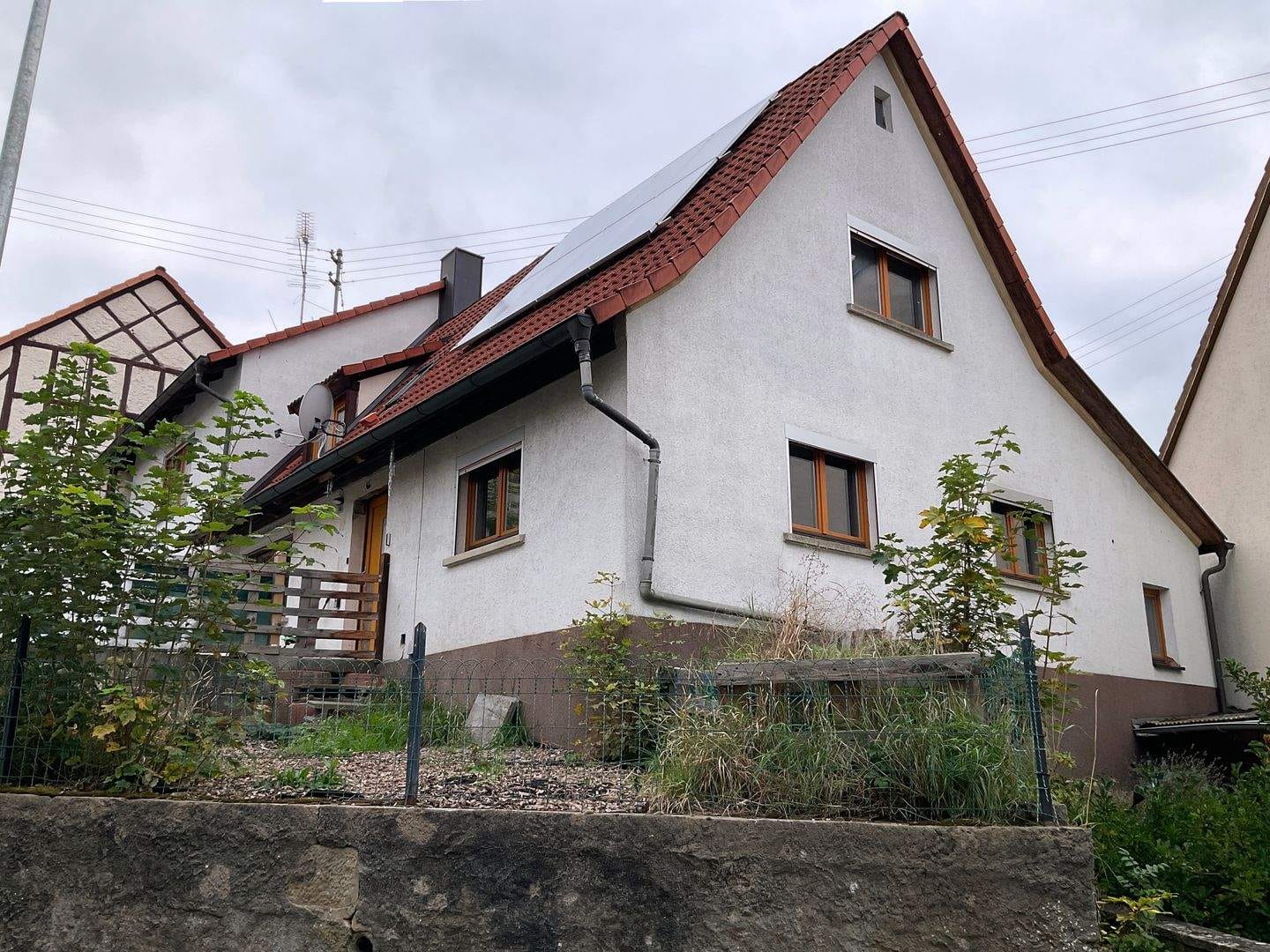 Immobilie in Burgpreppach - Familienfreundliches Einfamilienhaus mit Scheune in ruhiger Lage von Burgpreppach - Bild 1