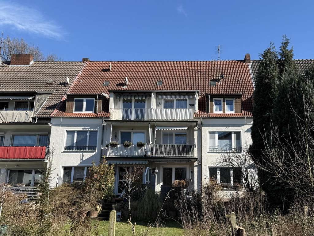 Immobilie in Gladbeck - Solides Investment im Ruhrgebiet – Modernisiertes Mehrfamilienhaus mit sechs Einheiten - Bild 1