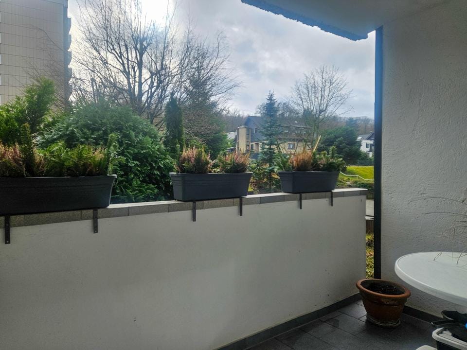 Immobilie in Hattingen - Vermietete 3-Zimmer-Wohnung mit Südbalkon & Aufzug in Hattingen-Holthausen - Bild 0