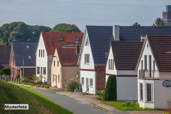 Immobilie in Schöntal - Einfamilienhaus mit Scheunenanbau - provisionsfrei - Bild 0