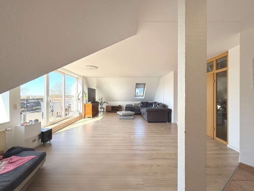 Immobilie in Boostedt - Boostedt: Freistehende 4-Zimmer-Penthouse-Wohnung mit großzügiger Dachterrasse - Bild 2