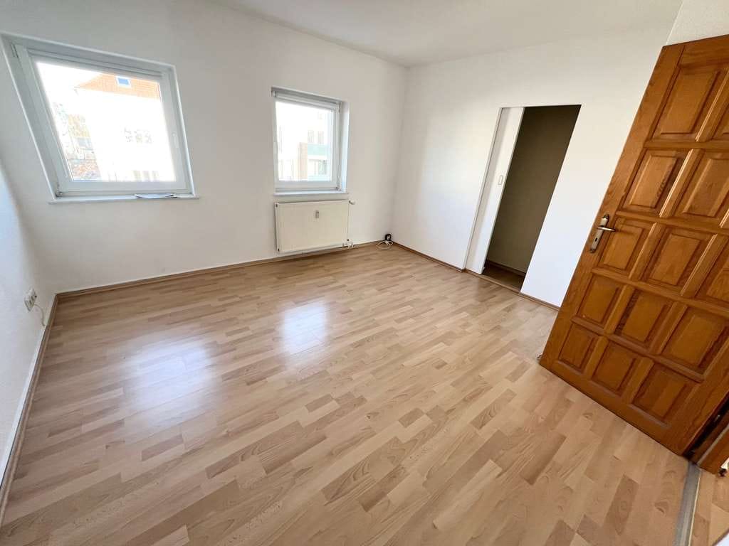 Immobilie in Rostock - ***Kapitalanlage*** Saniertes Mehrfamilienhaus in der KTV, bestehend aus 8 Wohneinheiten..!!! - Bild 3