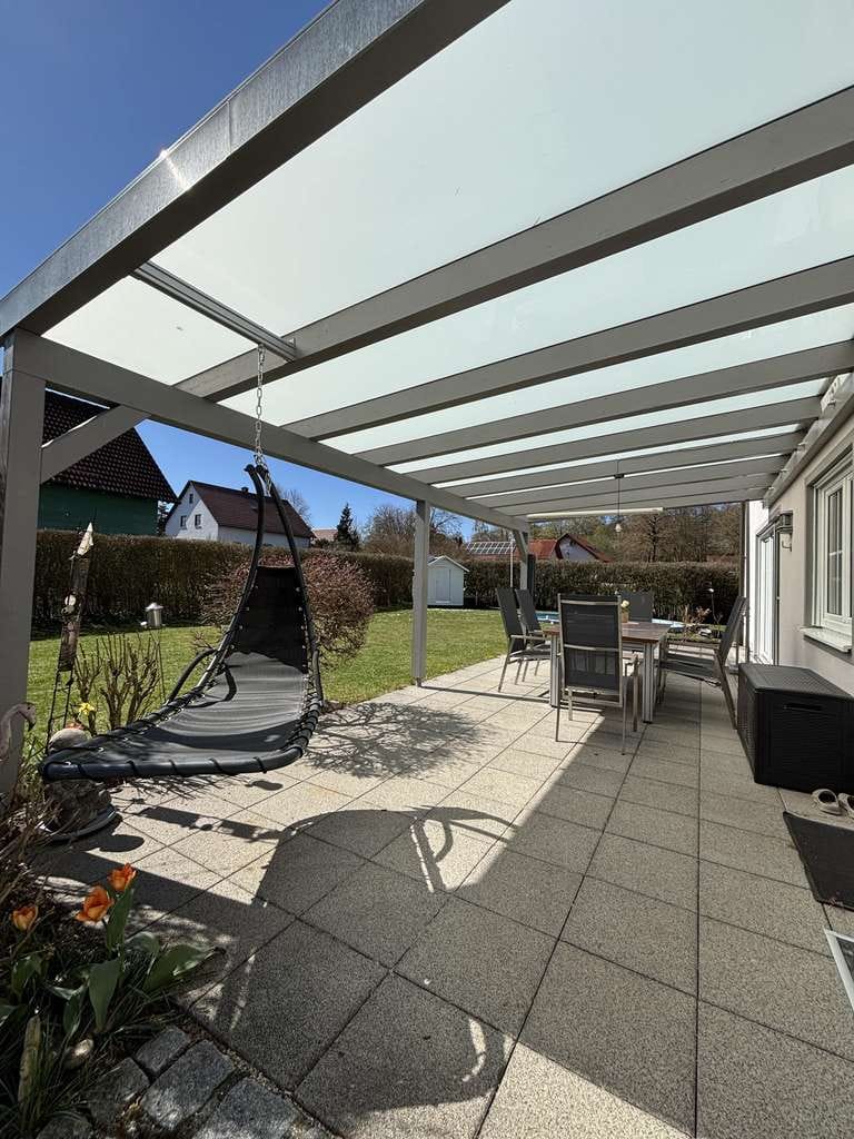 Immobilie in Langquaid - Familienparadies: EFH mit Pool, grüner Gartenvielfalt und viel Platz - Bild 4
