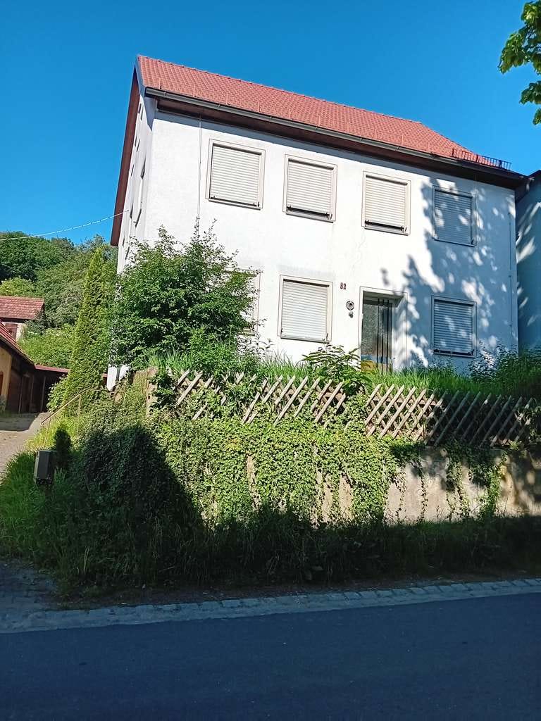 Immobilie in Ebermannstadt - 1400qm + Grosse Scheune + Einfamilienhaus - Bild 0