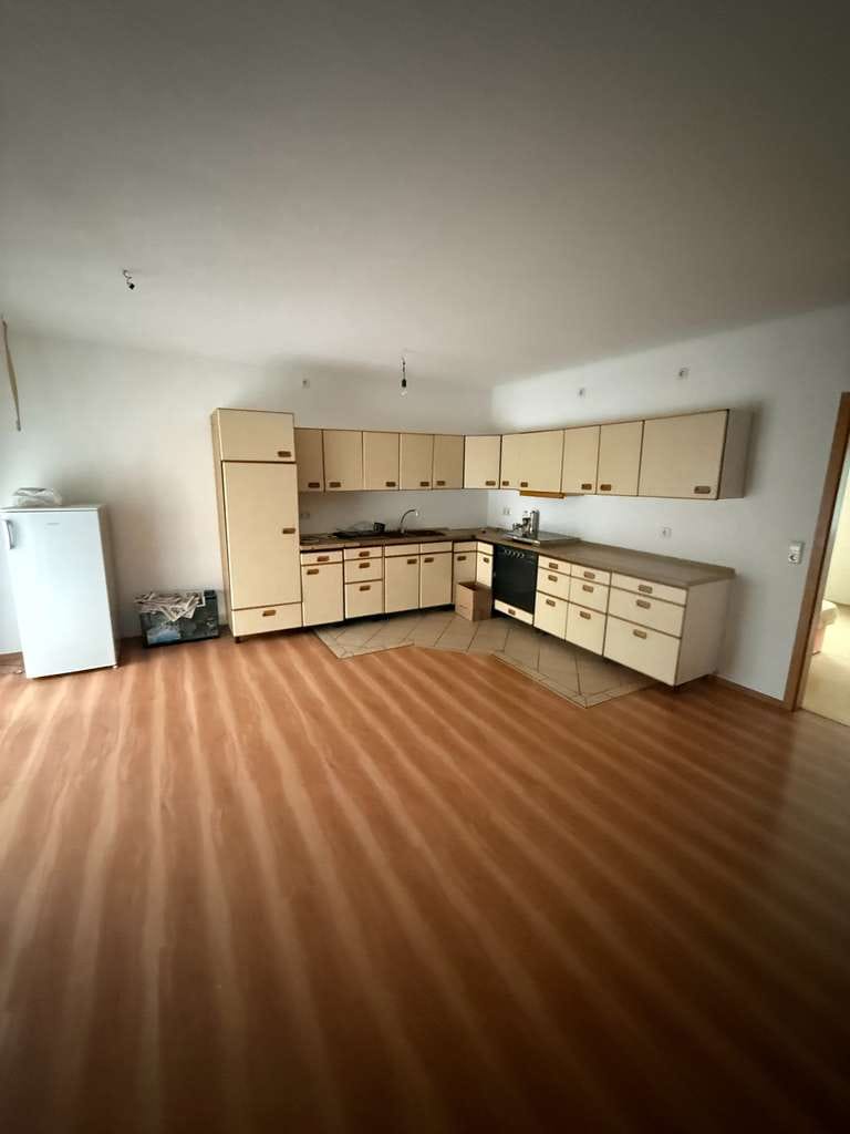 Immobilie in Lichtenau - Historisches Mehrfamilienhaus mit großem Grundstück mit Baupotential! - Bild 2