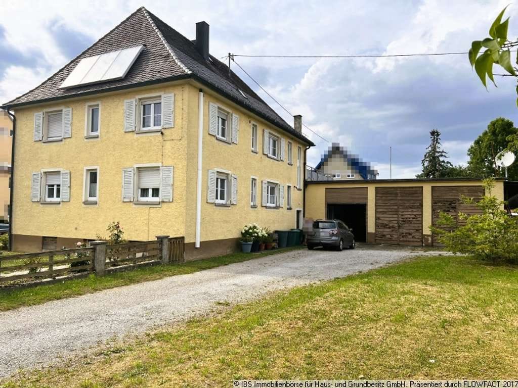 Immobilie in Gerabronn - STIL - CHARME - PLATZ: Stattliches, gepfelgtes 2-Familienhaus mit 3 Garagen und großem Grundstück - Bild 0